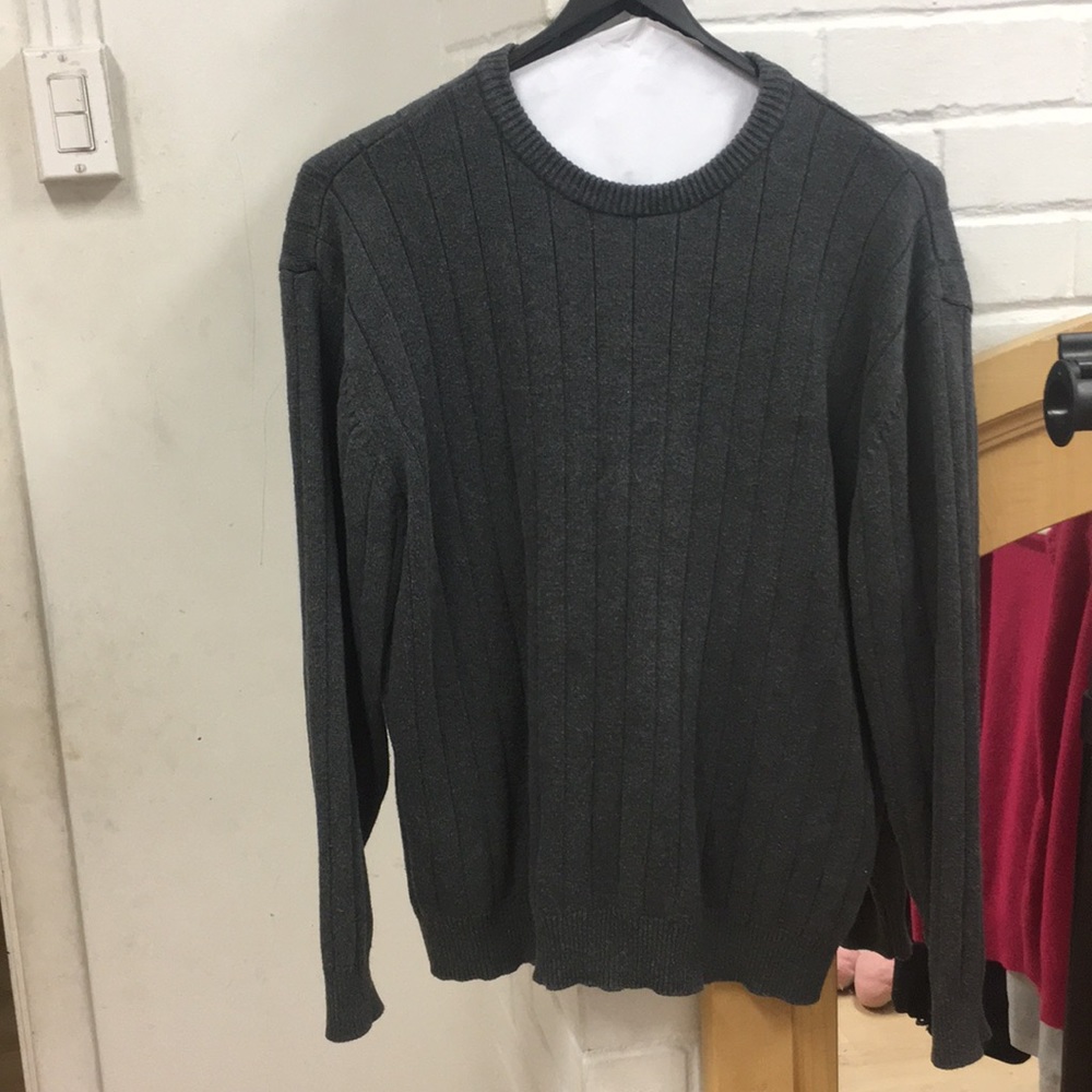 High Sierra. Grey sweater for men in size large